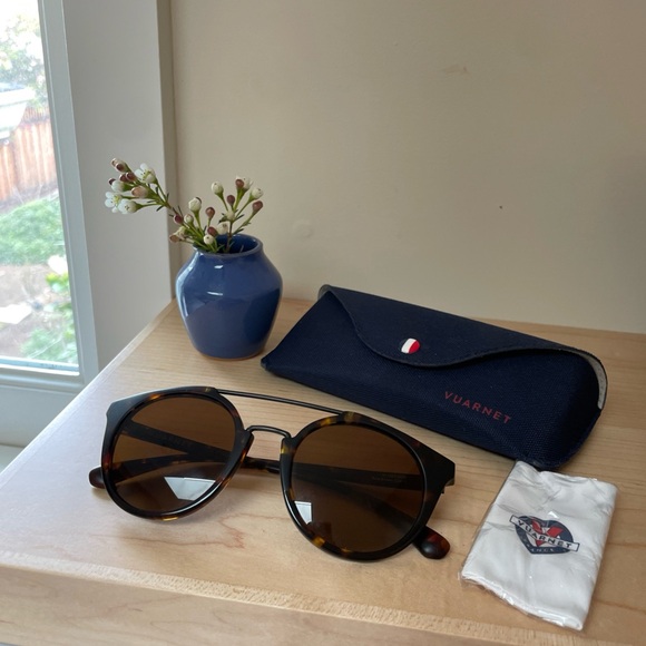 Vuarnet Accessories - BNWT Vuarnet Sunglasses